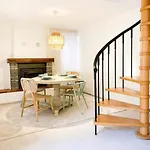 Boho House - Private 600m From The - Free Parking - Cinema