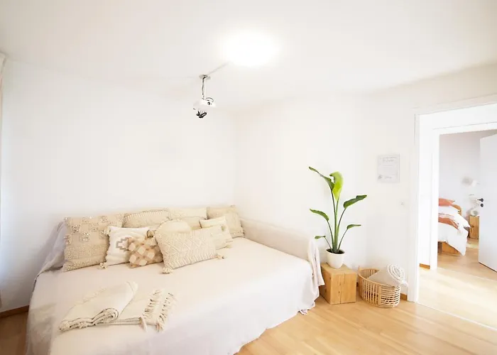 Boho House - Private 600m From The - Free Parking - Cinema