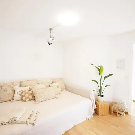 Boho House - Private 600m From The - Free Parking - Cinema